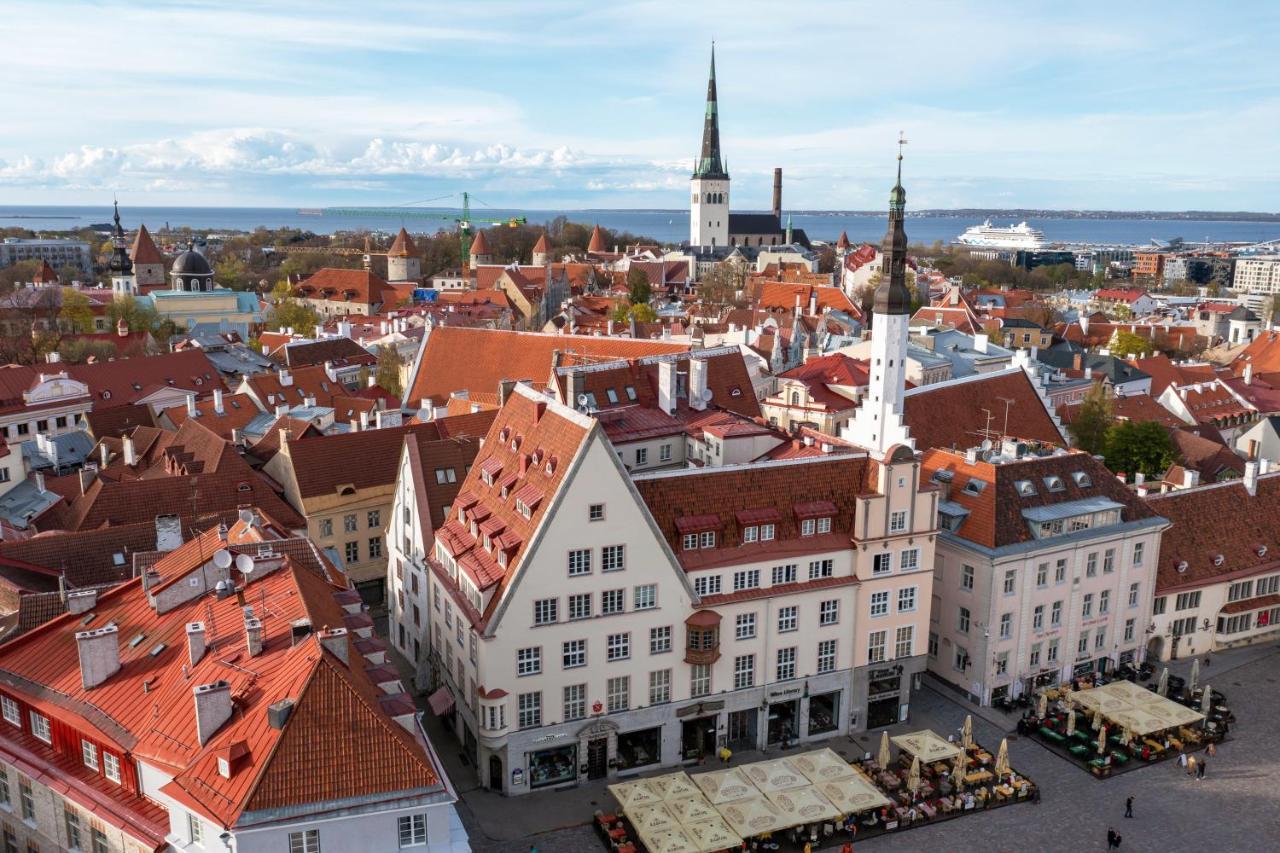 Old Town - Hall Square Apartment Tallinn Exterior photo
